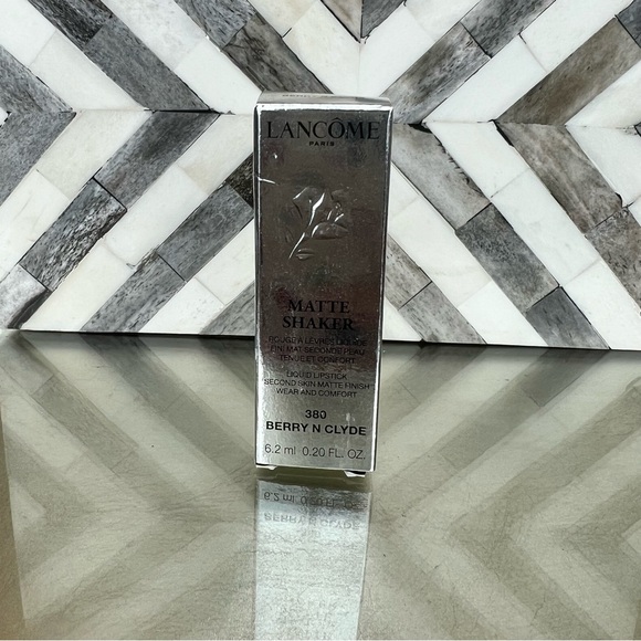 Lancôme matte shaker lipstick 380 BERRY N CLYDE - Picture 3 of 3